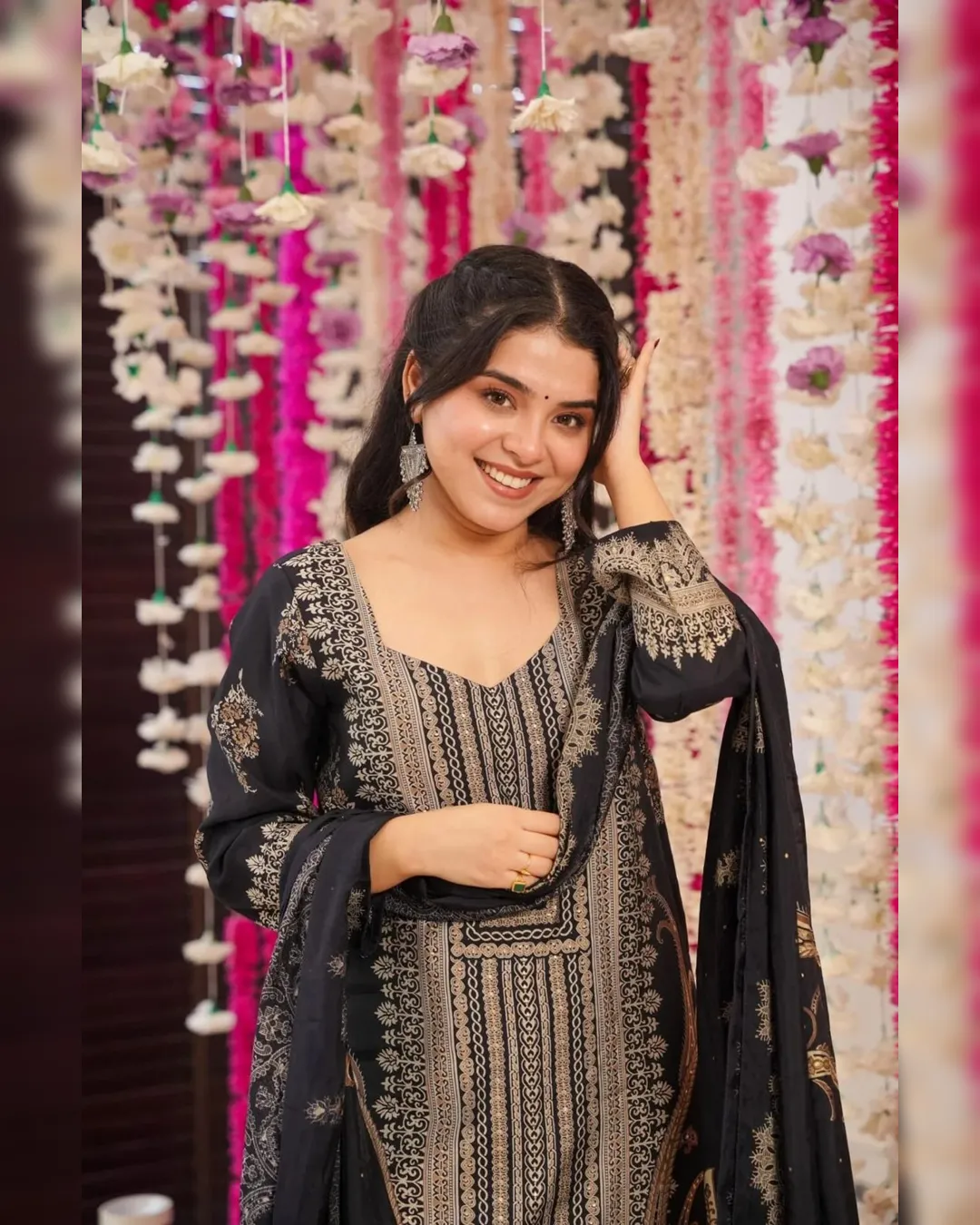 Elegant Simmer Ethnic Wear Set with Dupatta - Image 3