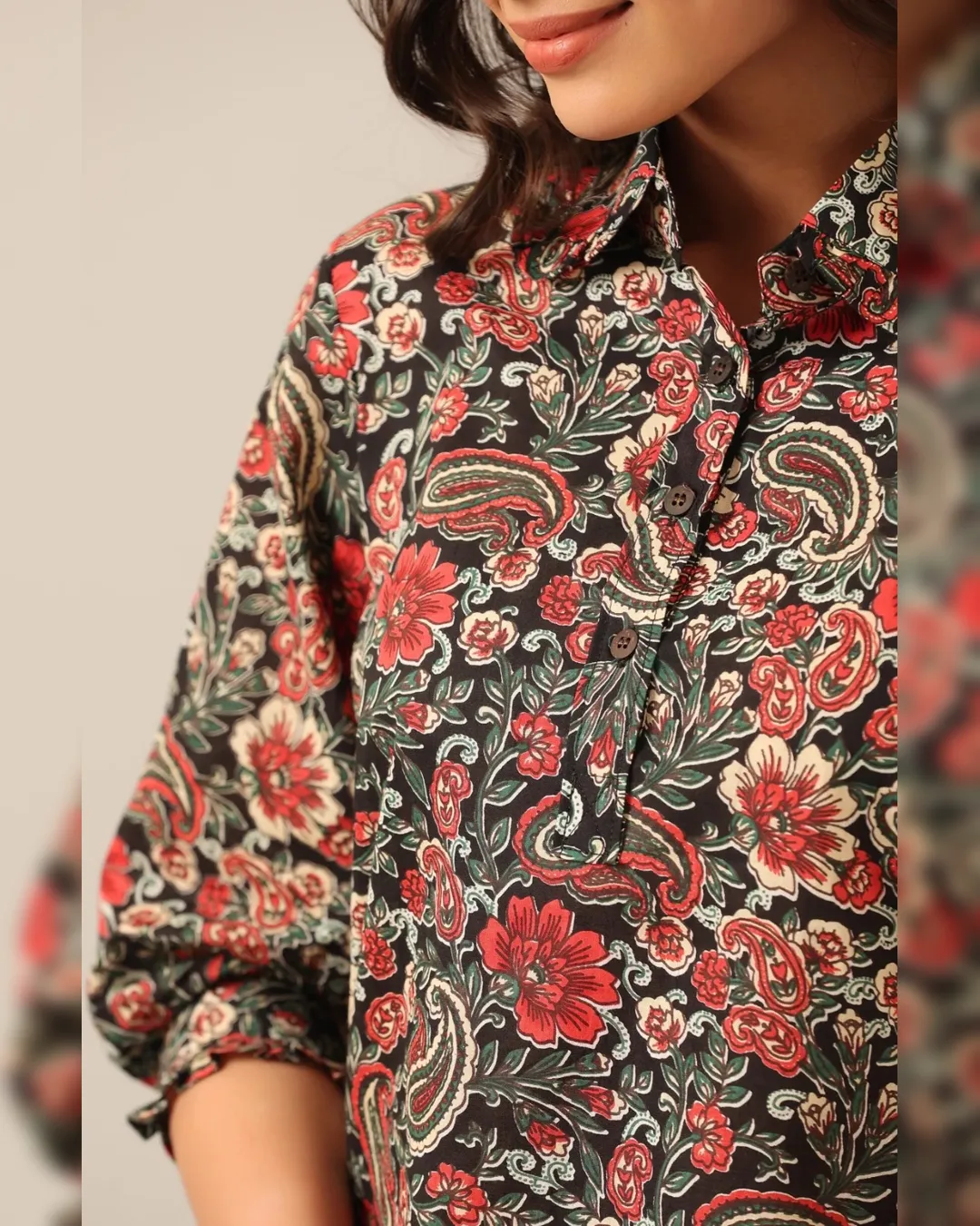 Chic Blossom: Printed Cotton Blend Top and Palazzo Set - Image 8