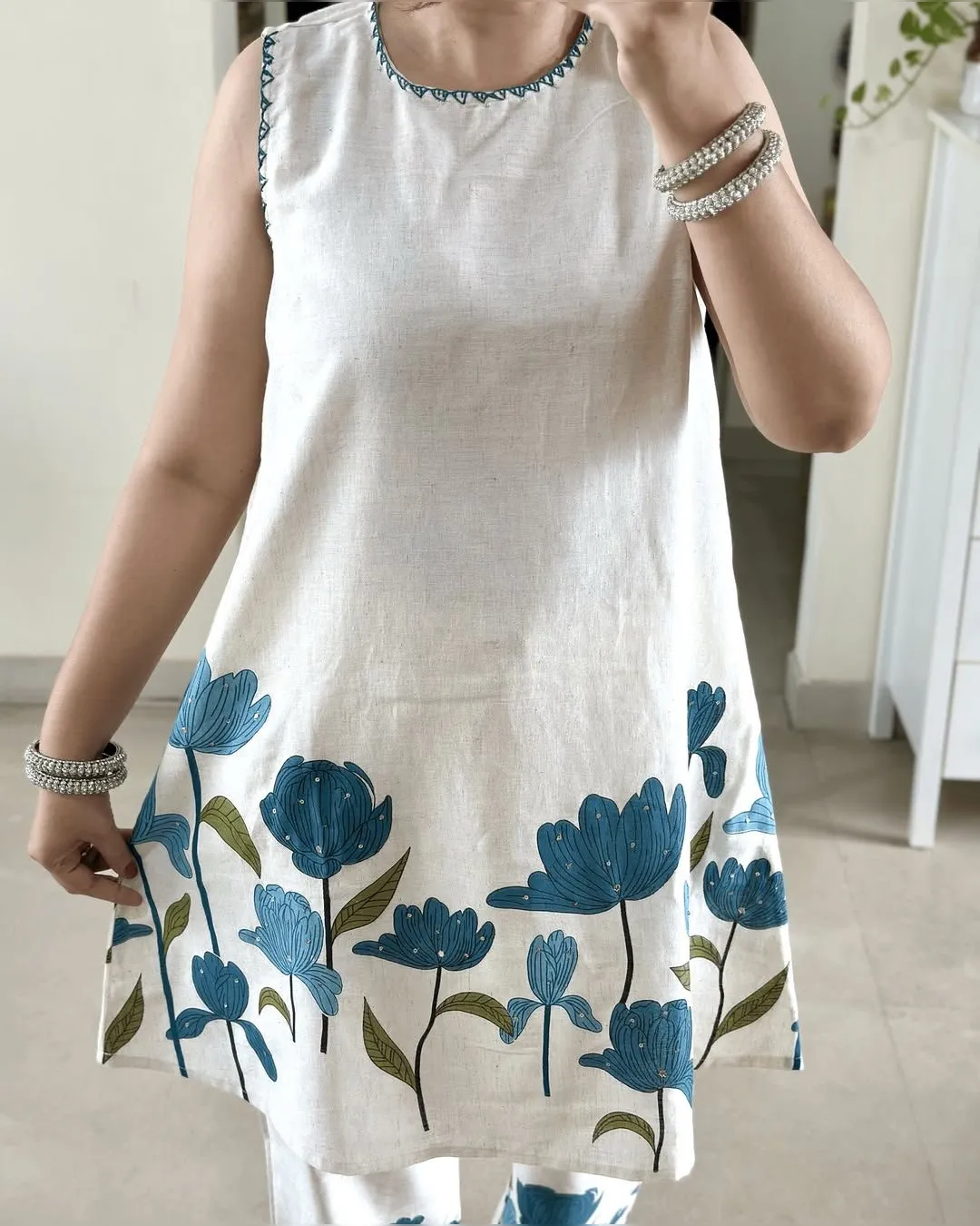 Premium Printed Cotton Flex Kurti & Pant Set - Image 4