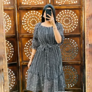 Plus Size Middi