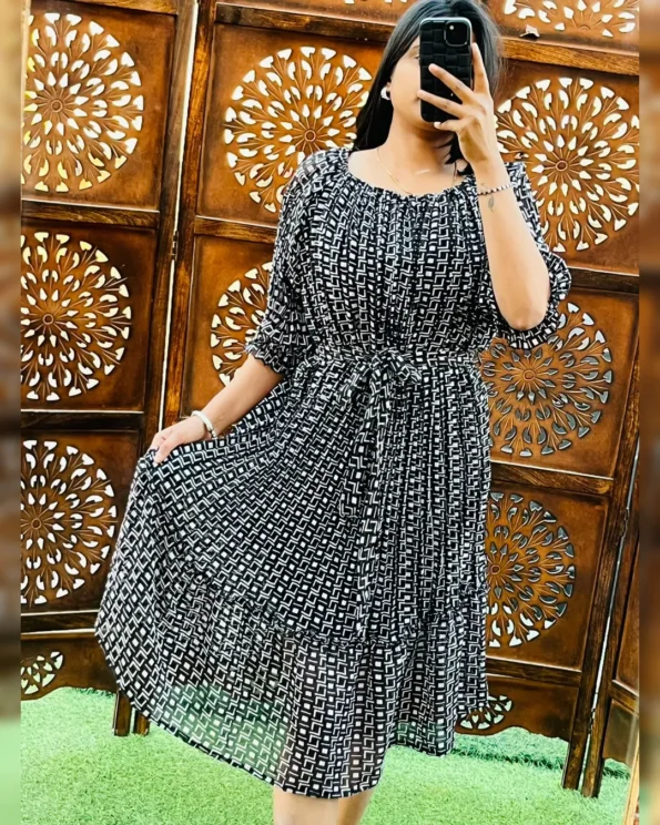 Plus Size Middi