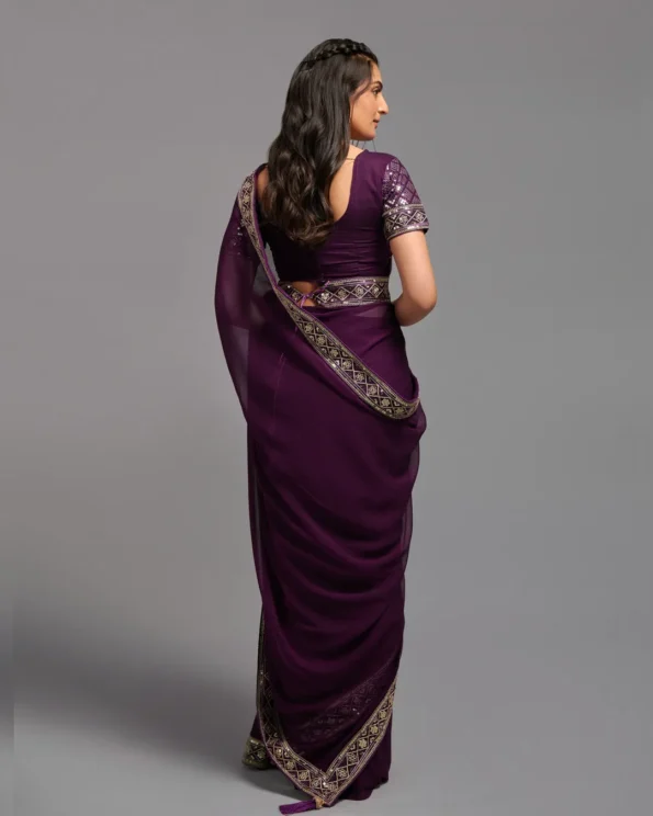 Video Player Majestic Opulence: Zariwork Chinon Designer Saree - Image 7