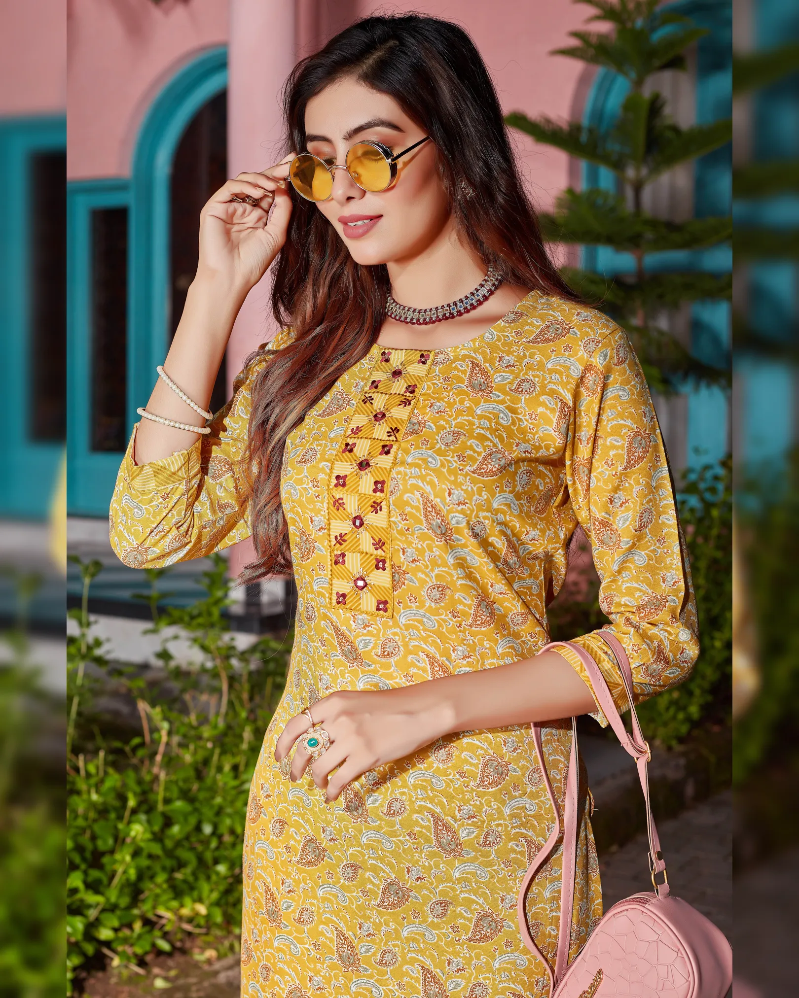 Women’s Cotton Blend Digital Print Kurta with Pant Set - Image 13