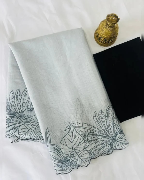 Elegant Plain Linen Saree with Digital Print and Cut Work Border - Image 4