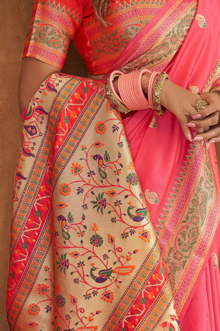 Golden Grace Soft Banarasi Silk Saree with Rich Pallu Design - Image 6
