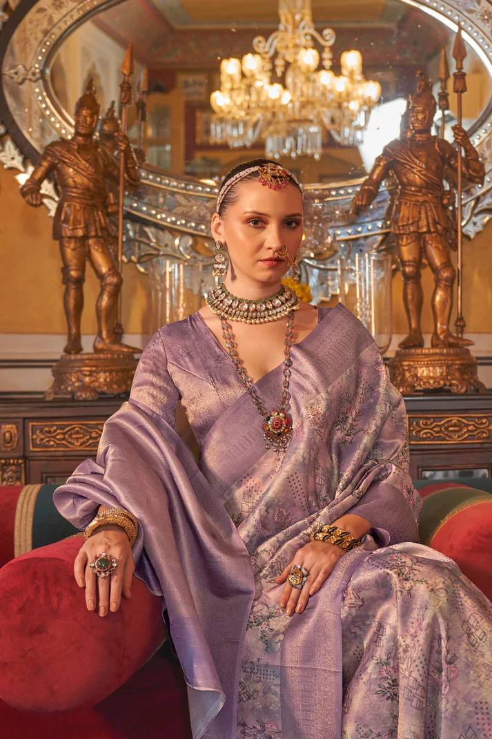 Traditional Woven Silk Blend Saree in Kanjivaram Design - Image 19