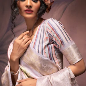 Handloom Harmony Soft Silk Saree with Elegant Weaving
