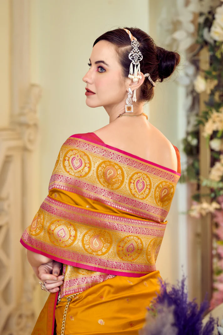 Pure Soft Banarasi Silk Saree A Royal Drape of Tradition - Image 8