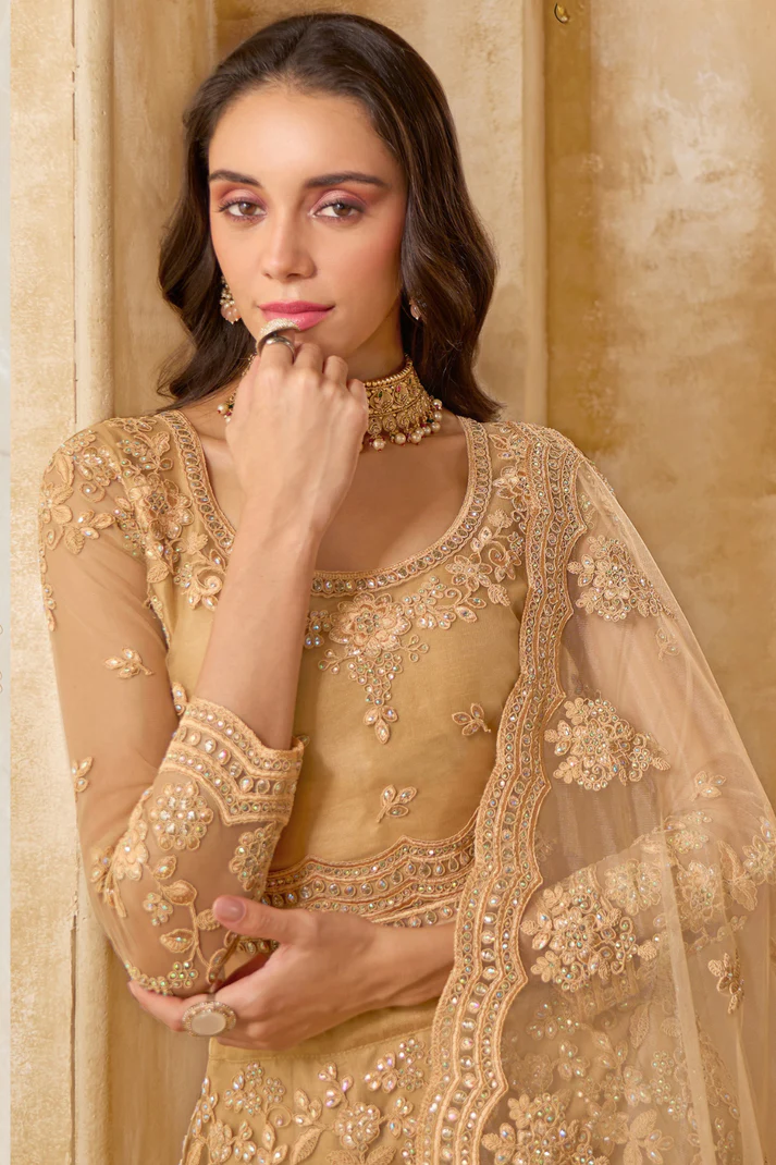Radiant Designer Lehenga Choli For Weddings - Image 8