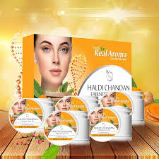 Real Aroma Haldi Chandan Spa Facial Kit 700g