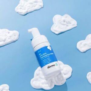 The derma co AHA + BHA FOAMING FACIAL CLEANSER 100ML